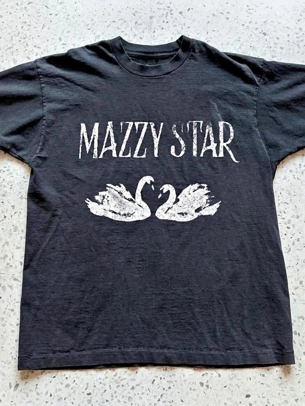 Gildan Mazzy Star Graphic T-Shirt Black